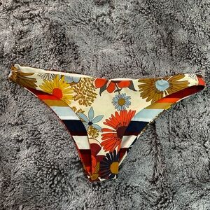 Rip Curl cheeky reversible bikini bottom size L